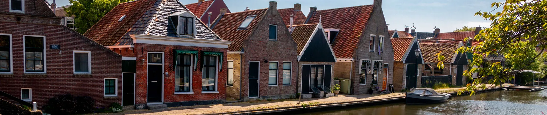 huisjes in een mooi dorp in Nederland